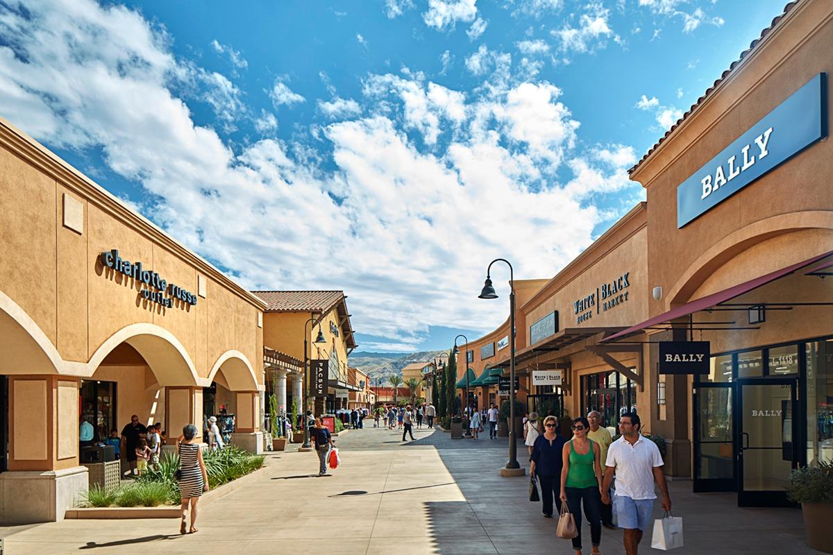 Desert Hills Premium Outlets, Cabazon California (CA) - 0