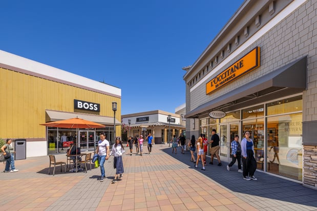 Images San Francisco Premium Outlets