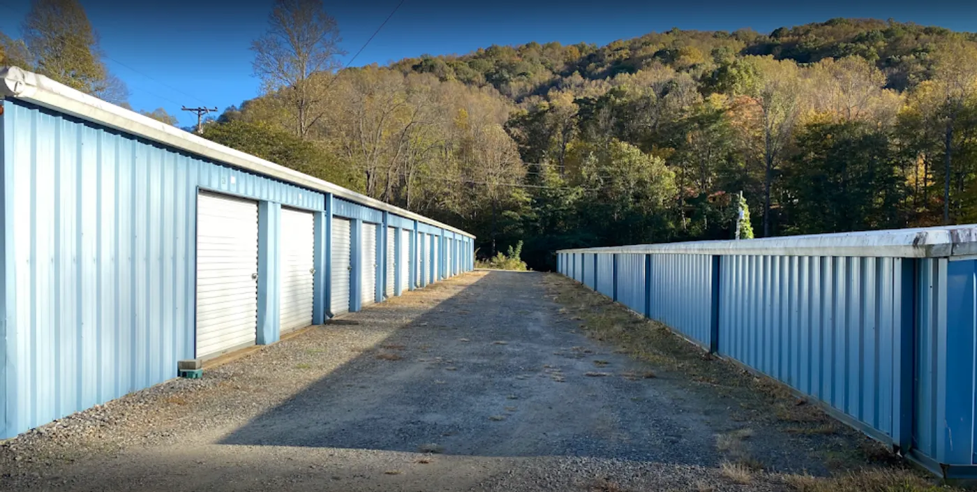 RV storage facility near Erlanger Western Carolina Hospital