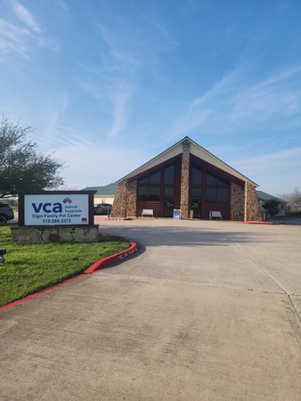 Images VCA Elgin Family Pet Center