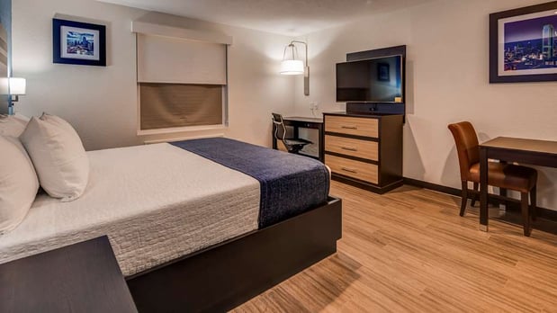 Images SureStay Plus by Best Western Humble