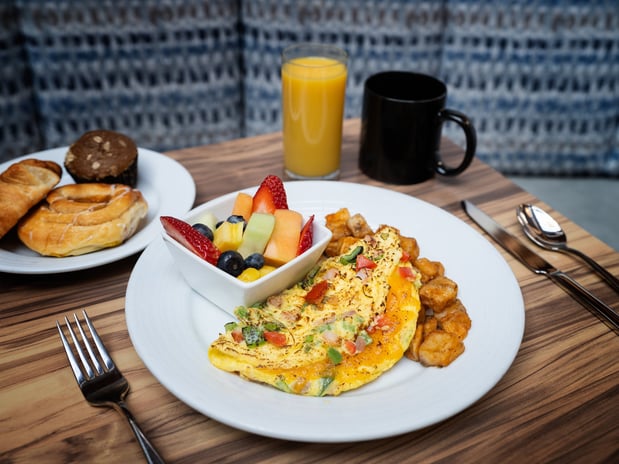 Images Crowne Plaza Suffern-Mahwah by IHG