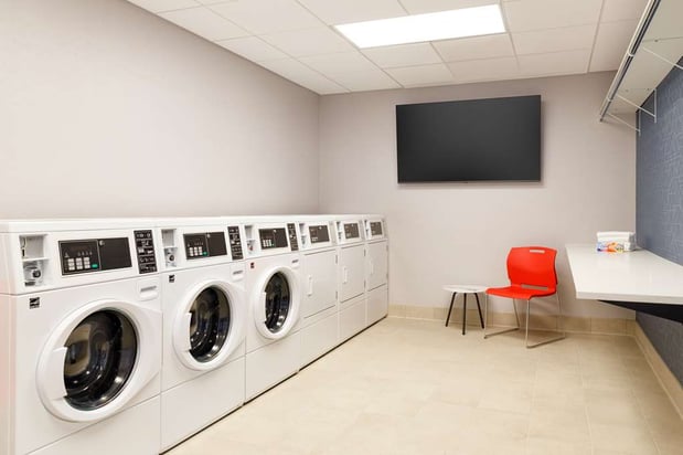 Images Tru by Hilton Ogden