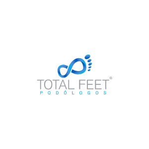 Total Feet- La Calma Logo