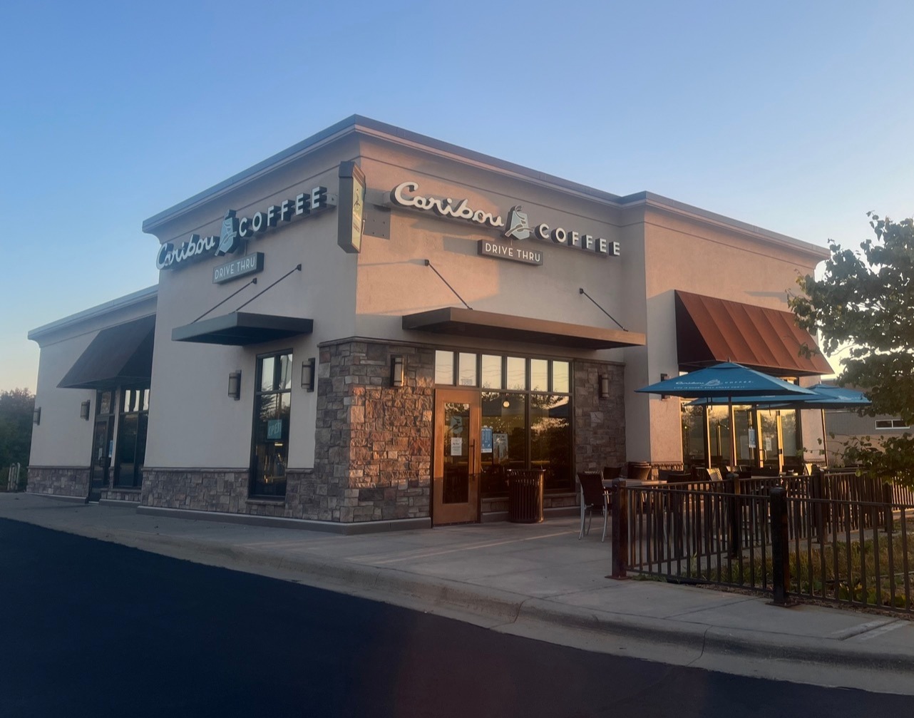 Storefront of the Caribou Coffee at 1930 36th Avenue NW in Rochester