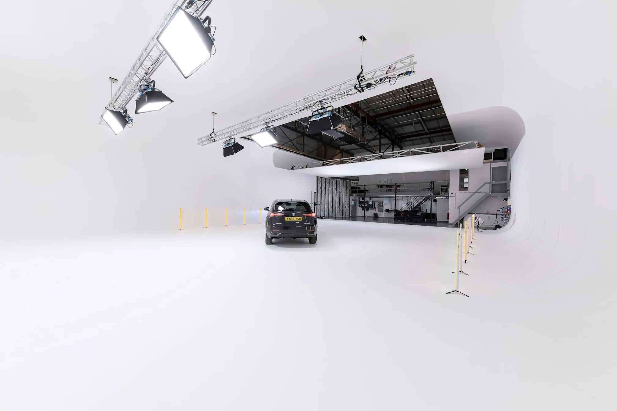 Images Malcolm Ryan Studios