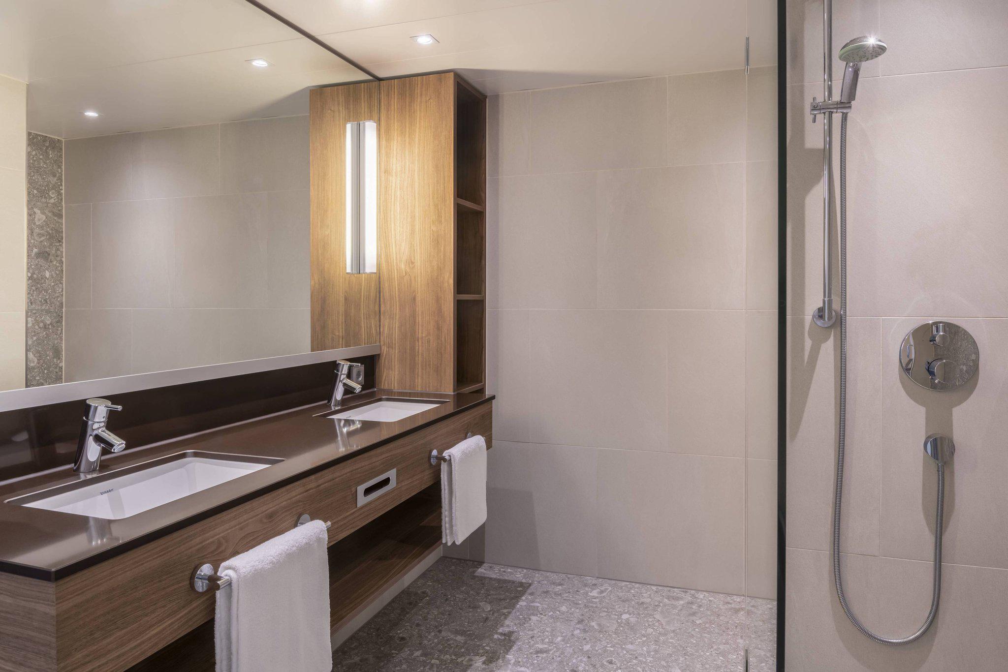 Courtyard by Marriott Linz, Europaplatz 2 in Linz