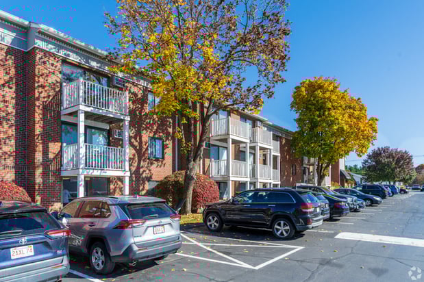 Images Princeton Green Apartments