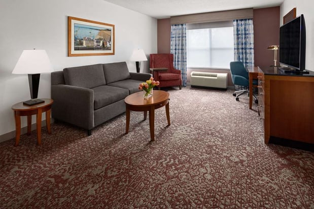 Images Hilton Garden Inn Milford