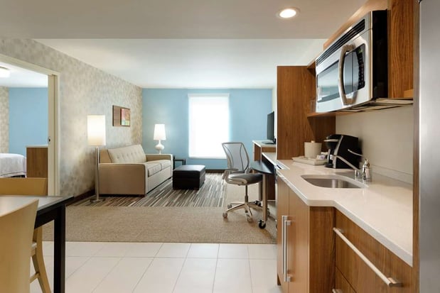 Images Home2 Suites by Hilton Milwaukee Airport