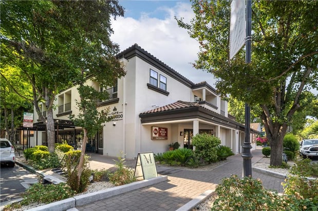 Images Best Western Plus Palm Court Hotel