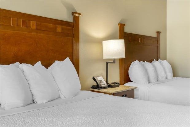 Images Best Western Plus Riverfront Hotel and Suites