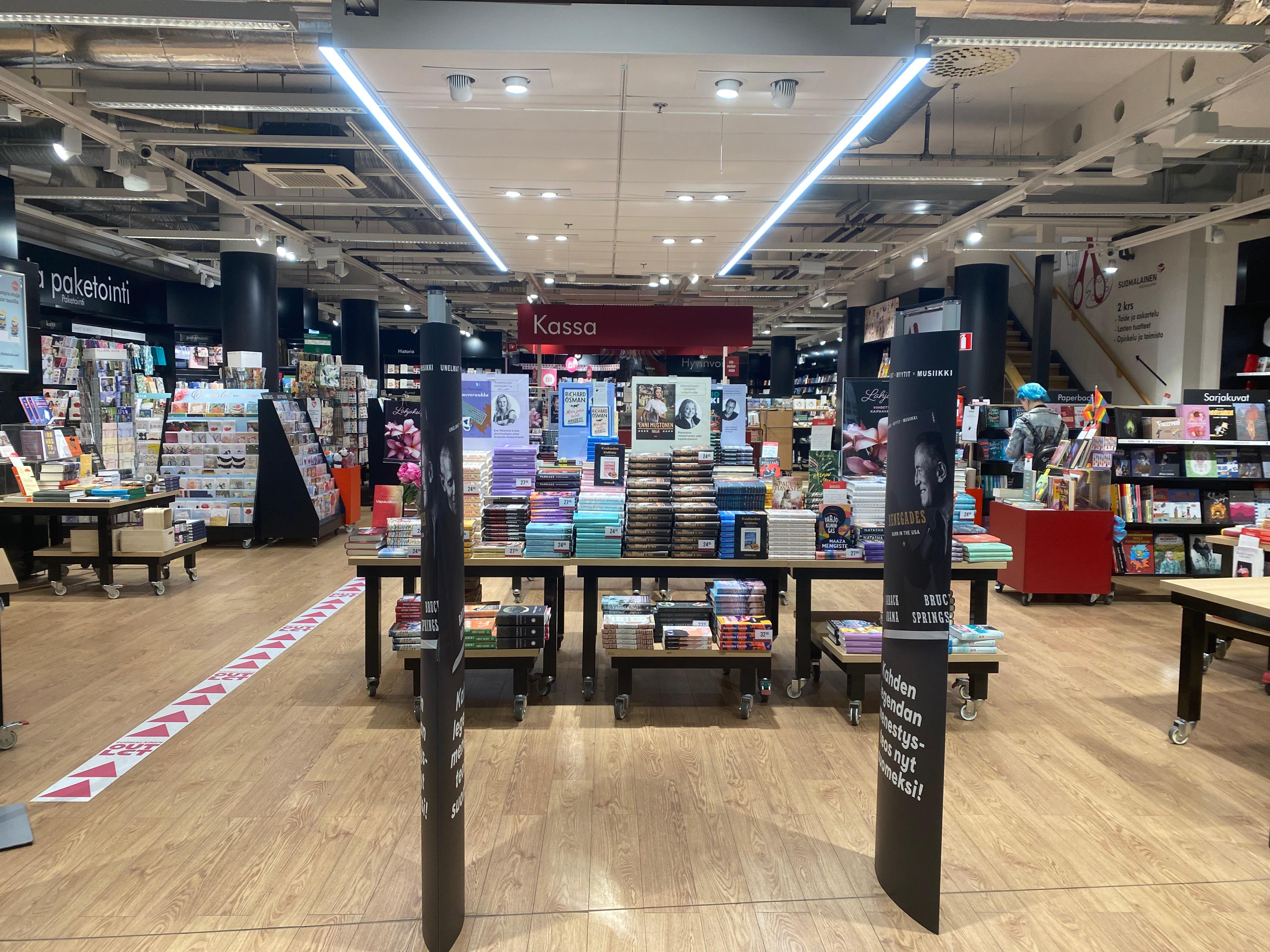 Suomalainen Kirjakauppa Joensuu Kauppakeskus Iso Myy - Bookshops in JOENSUU  (address, schedule, reviews, TEL: 0104054...) - Infobel