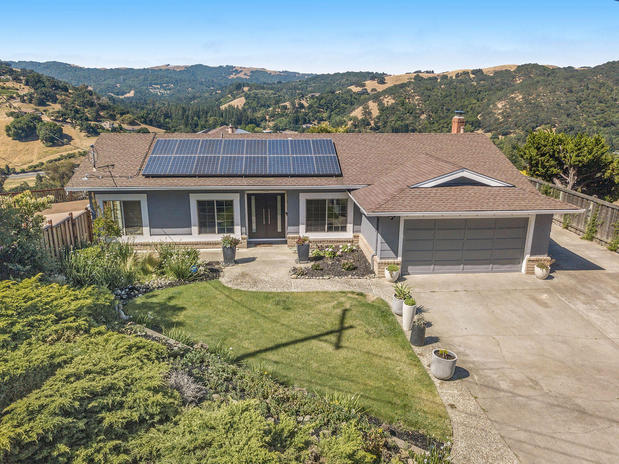 Images Amber Cole - Cole Real Estate - Real Estate Agency in Martinez, CA
