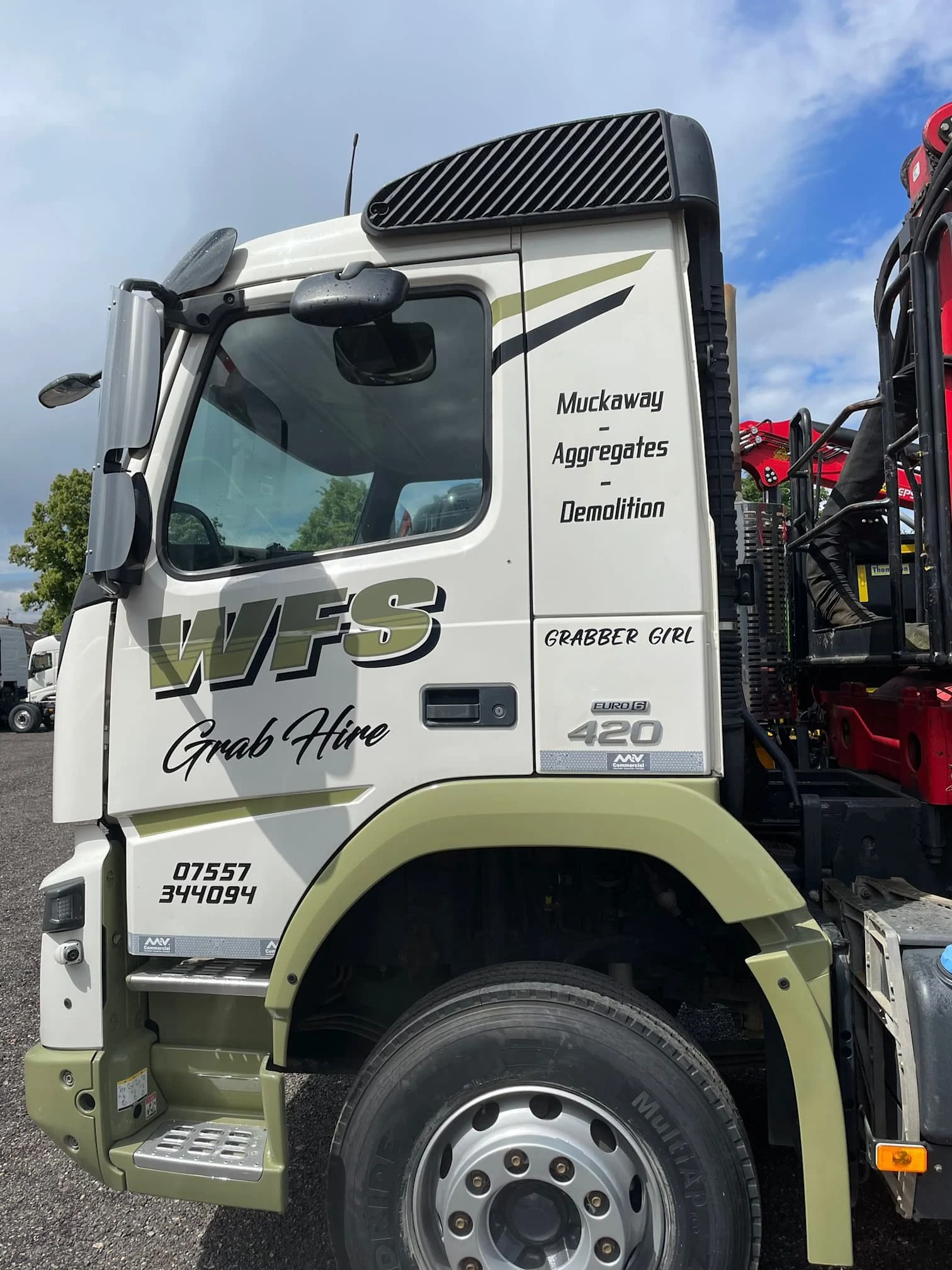 Images WFS Grab Hire
