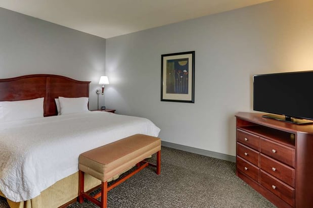 Images Hampton Inn & Suites Indianapolis-Airport