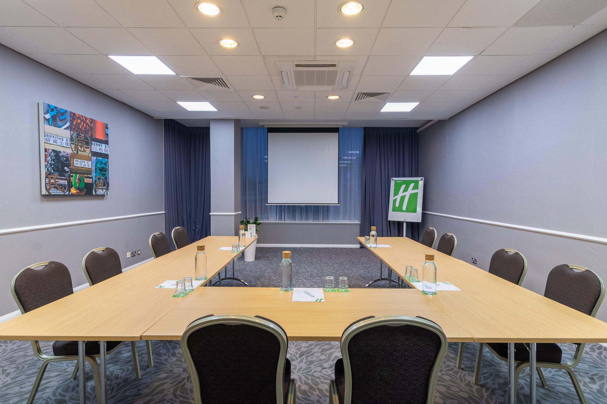 Images Holiday Inn Liverpool - City Centre, an IHG Hotel