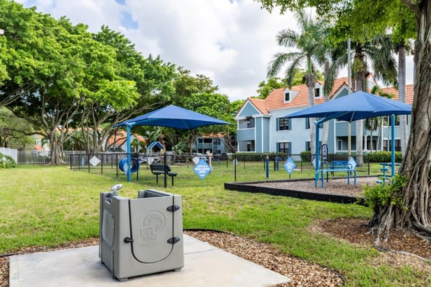 Images Royal St. George at the Villages Apartment Homes