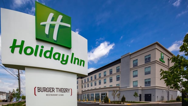 Images Holiday Inn Clarksville Northeast by IHG