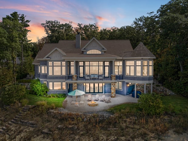 Images Kimberly Bork - Venture Properties Real Estate