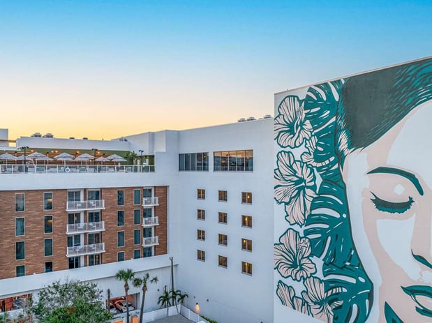 Images The Hiatus Clearwater Beach, Curio Collection by Hilton