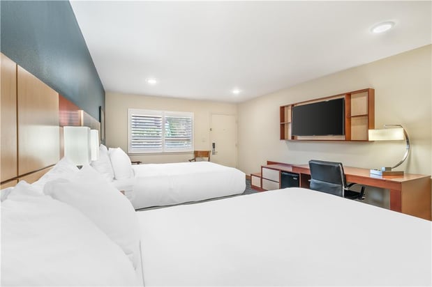 Images Best Western Plus Clocktower Inn