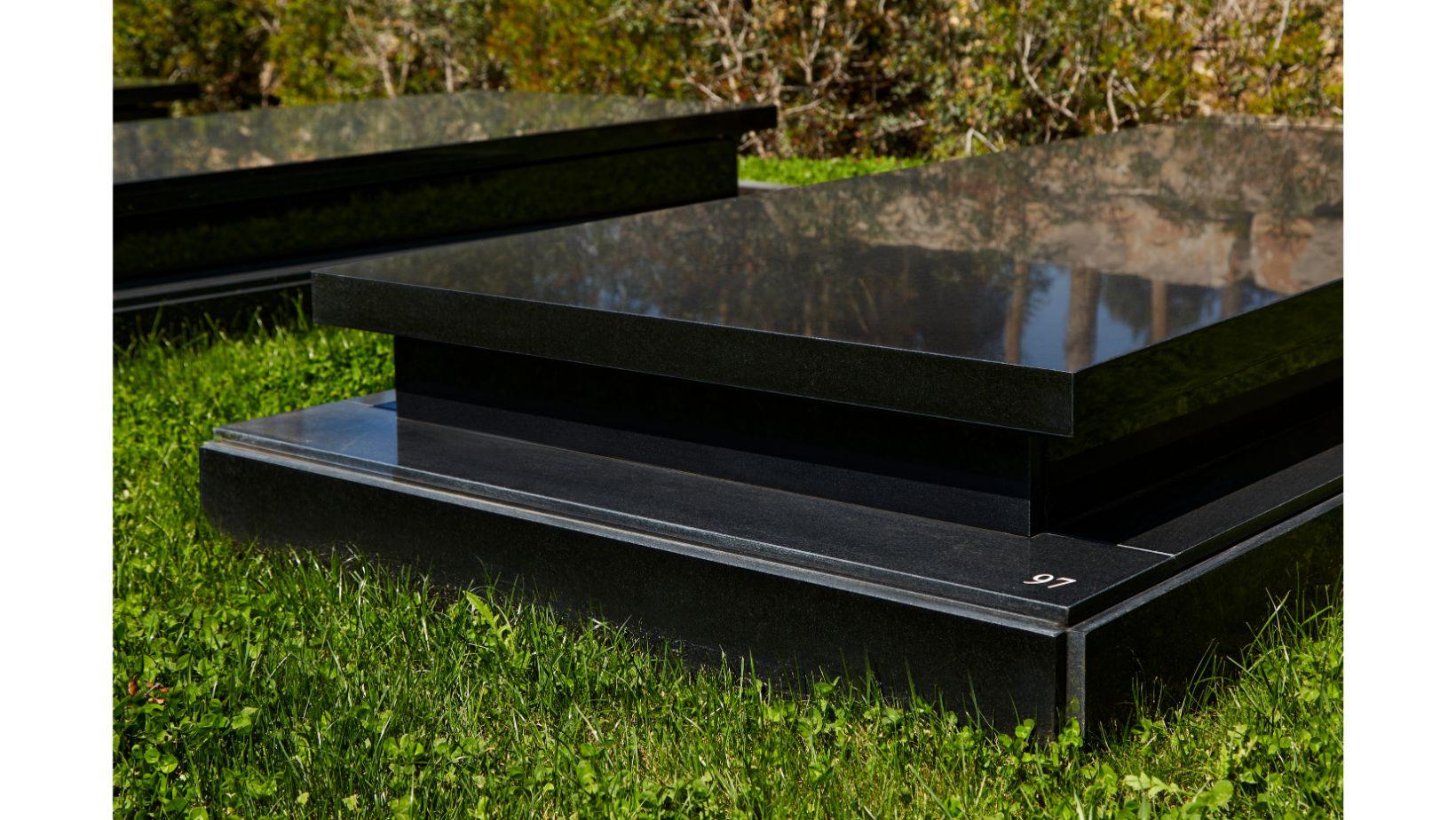 Cementiri Comarcal Roques Blanques 44