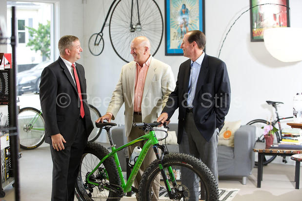 Images Reel Video & Stills