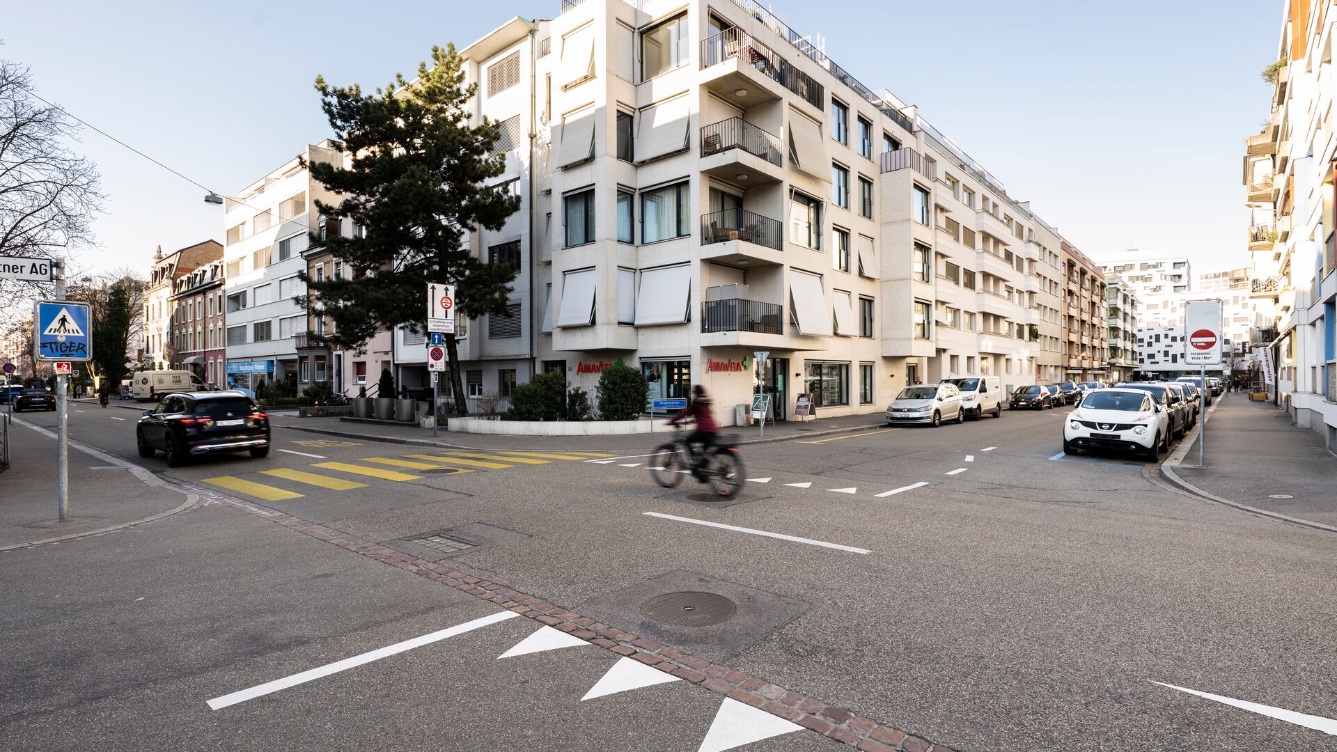 Amavita Apotheke Gundeli, Dornacherstrasse 83 in Basel