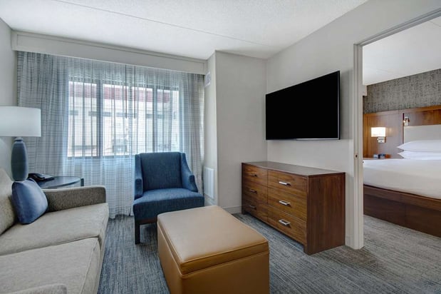 Images Embassy Suites by Hilton Detroit Metro Airport