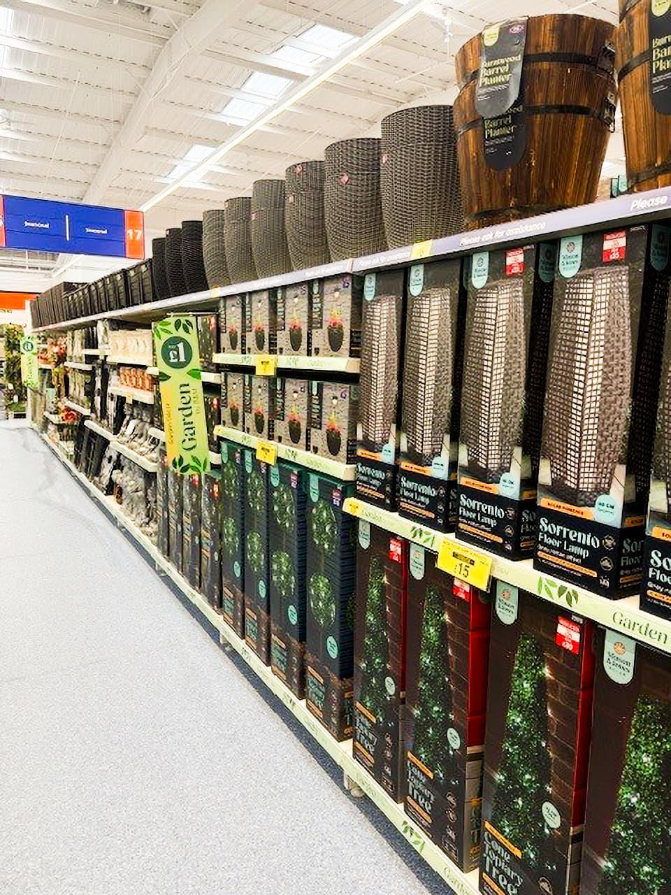 Images B&M Store with Garden Centre