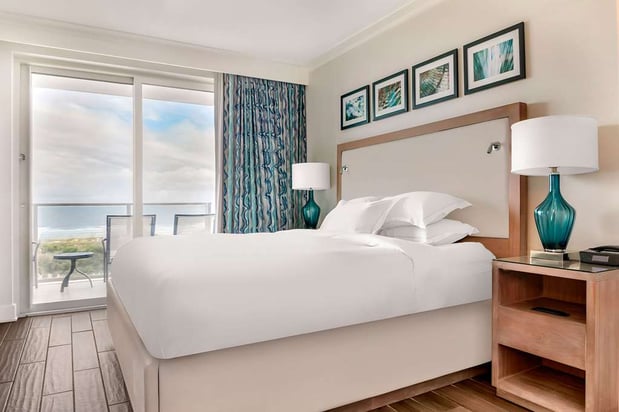 Images Hilton Grand Vacations Club Ocean Oak Resort Hilton Head
