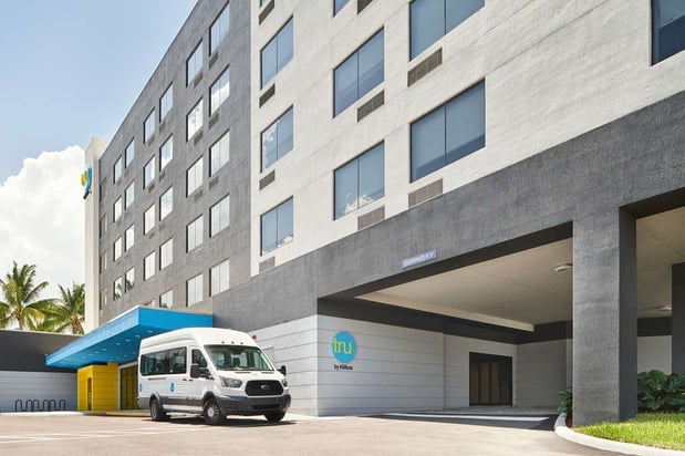 Images Tru by Hilton Ft. Lauderdale Airport