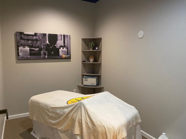 Images 100% Chiropractic - Arvada