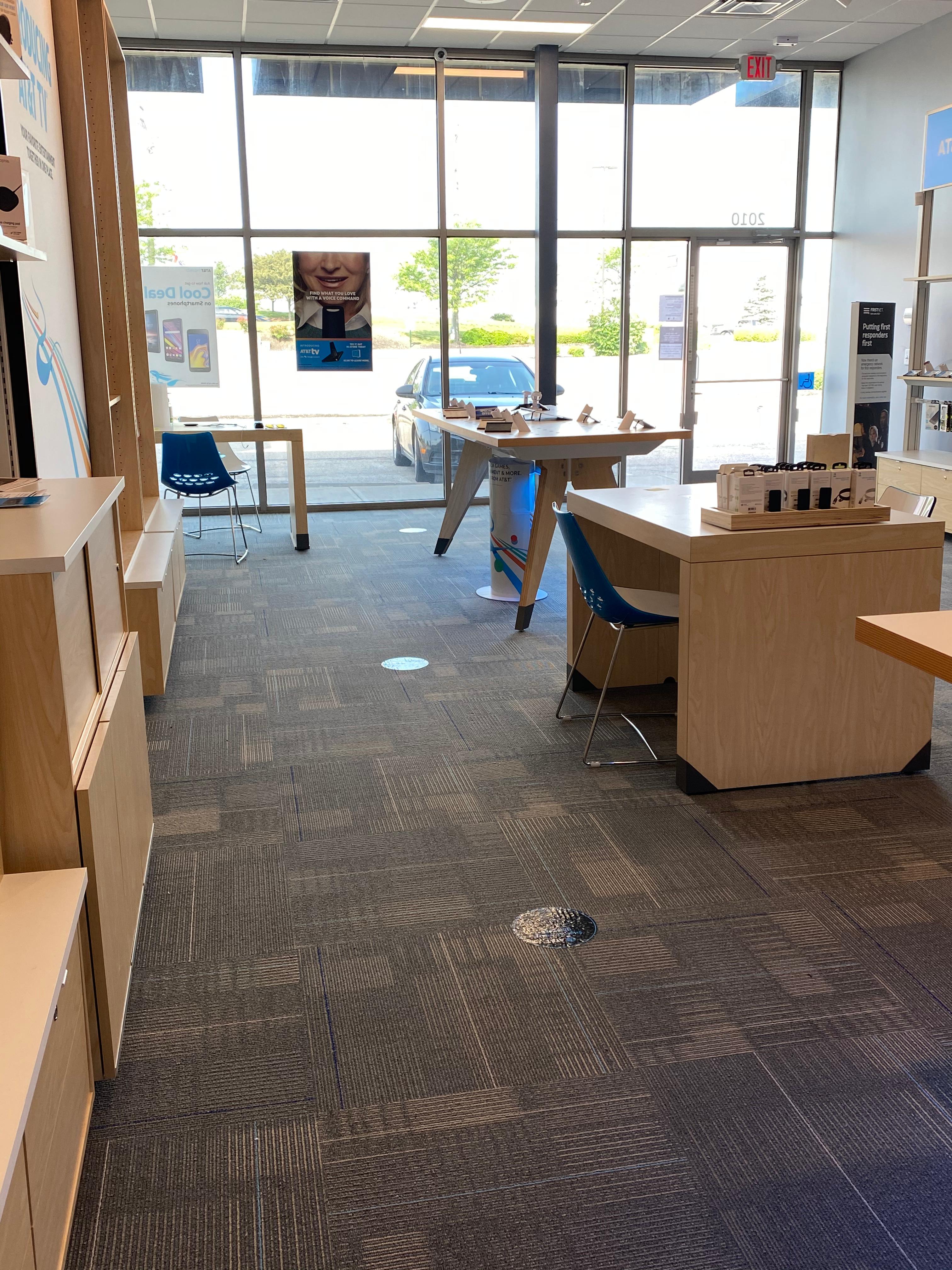 AT&T Store Photo