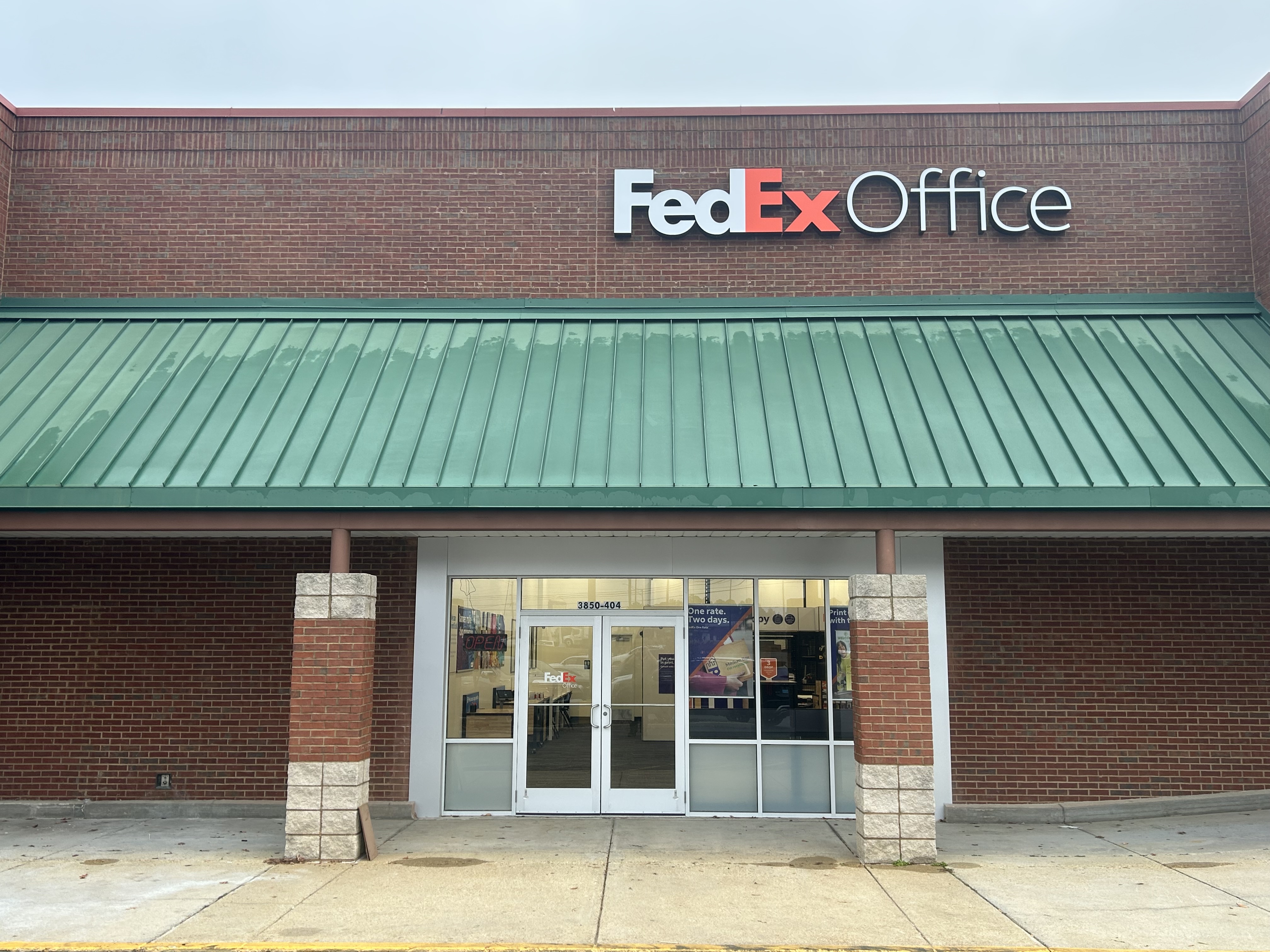 FedEx Office Print & Ship Center Image