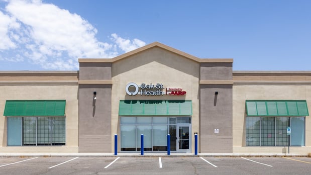 Images Oak Street Health Surprise Primary Care Clinic