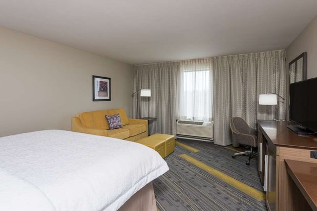 Images Hampton Inn & Suites West Lafayette