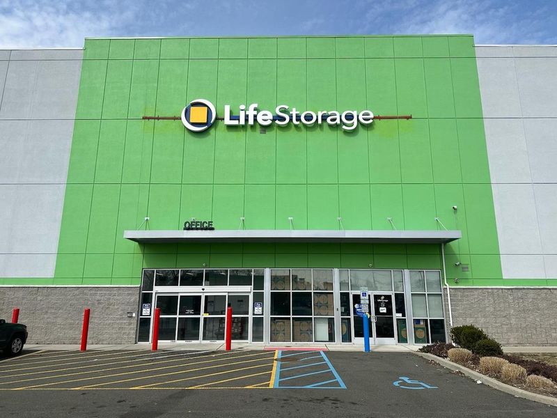 Images Life Storage - Lodi