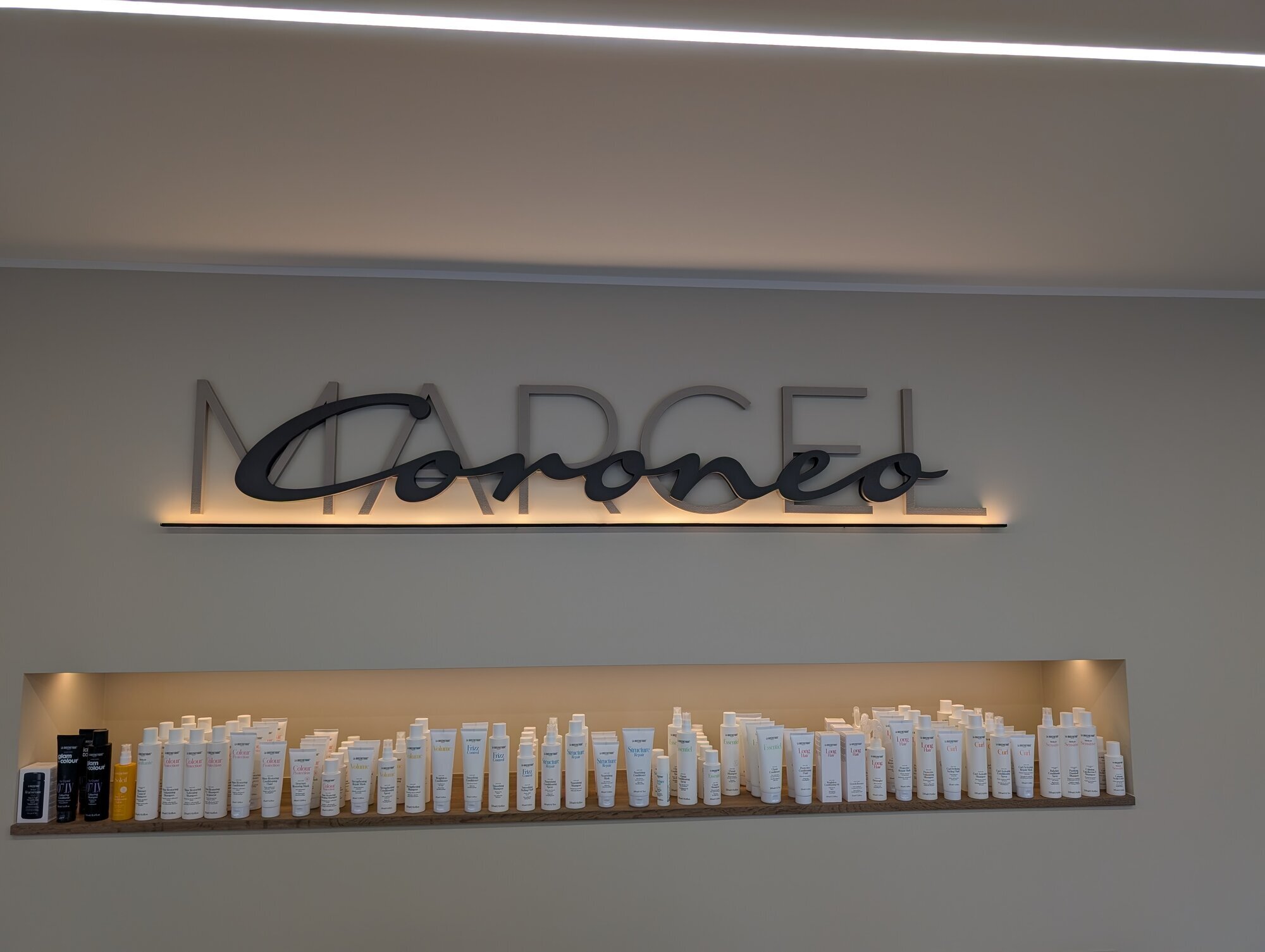 Bilder Friseur Coroneo - Haarverdichtung - Haarverlängerung