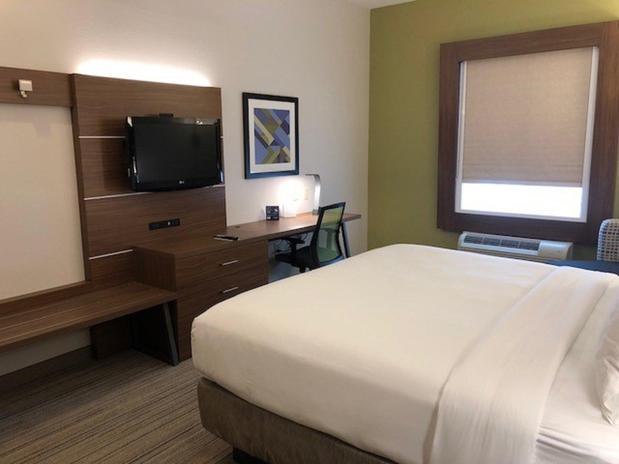 Images Holiday Inn Express & Suites Rio Grande City by IHG