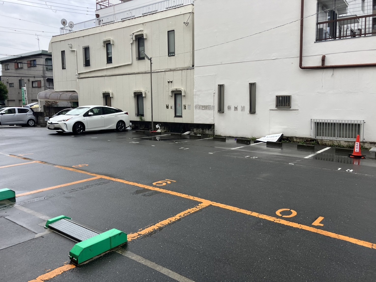 Images パークイット八尾市本町 コイン