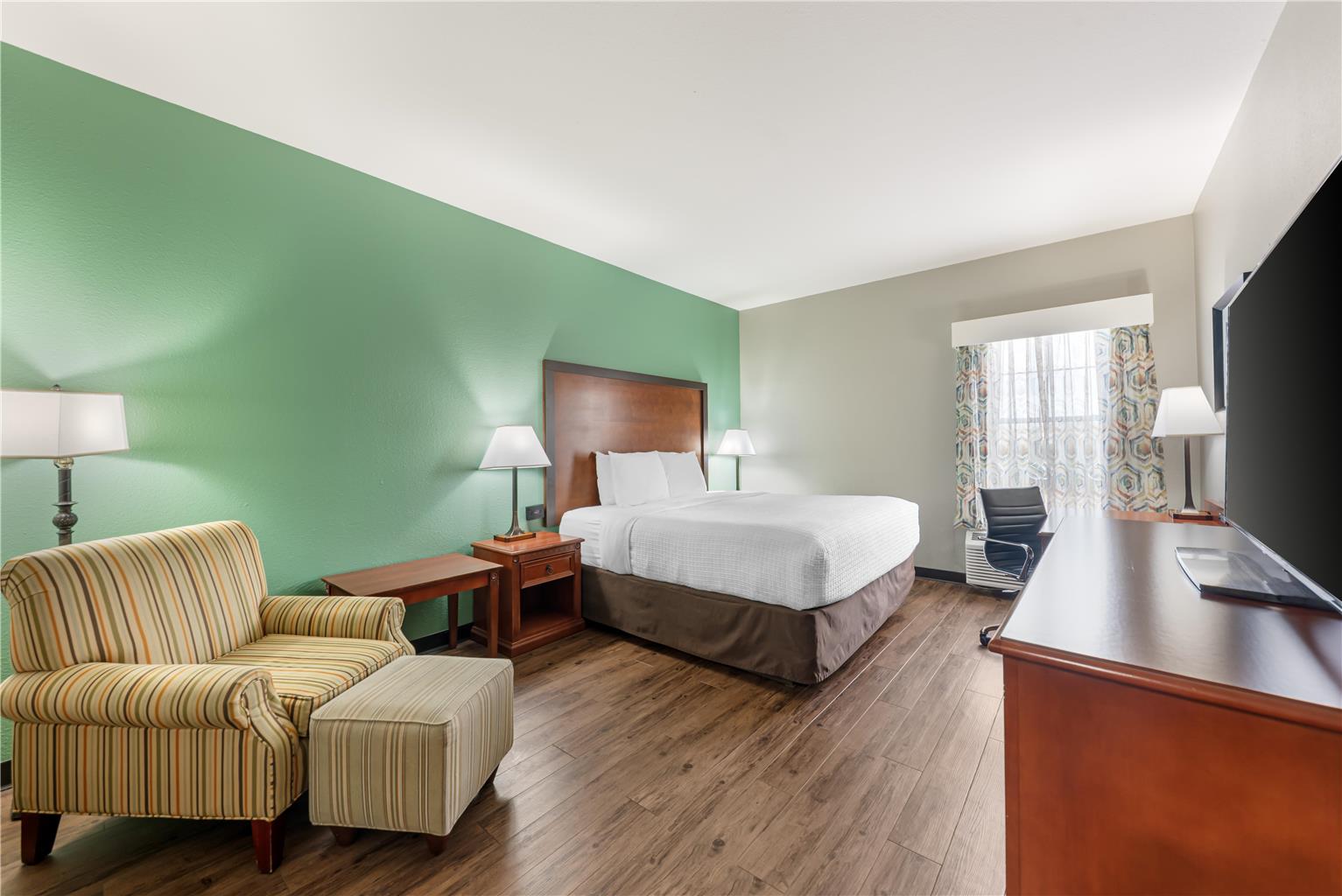 Accessible King Room