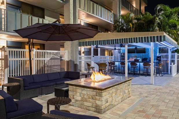 Images Spark by Hilton Sarasota Siesta Key Gateway