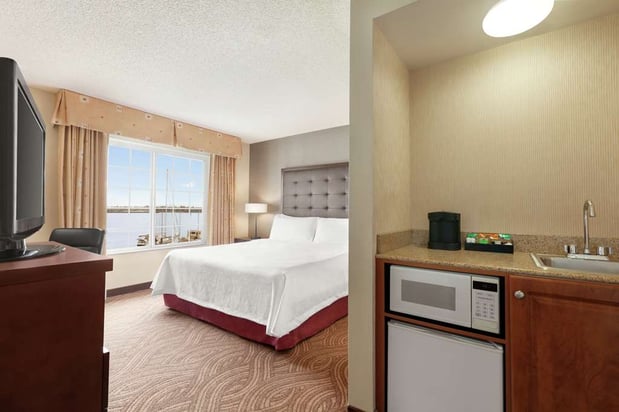 Images Homewood Suites by Hilton Oakland-Waterfront