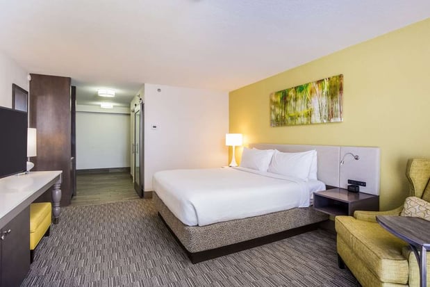 Images Hilton Garden Inn Orange Beach Beachfront