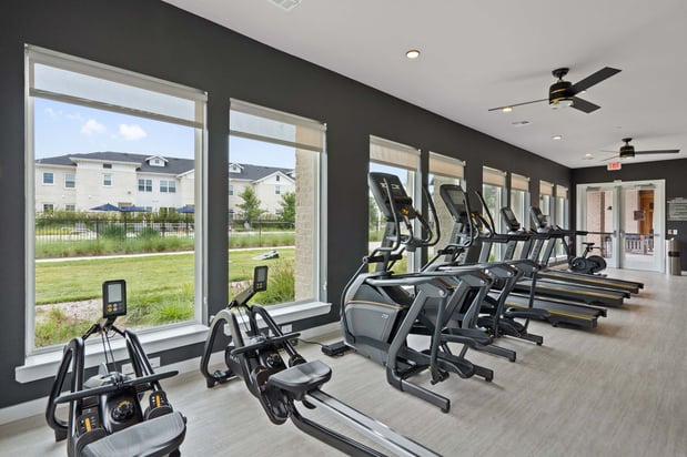 Images Camden Leander Apartments