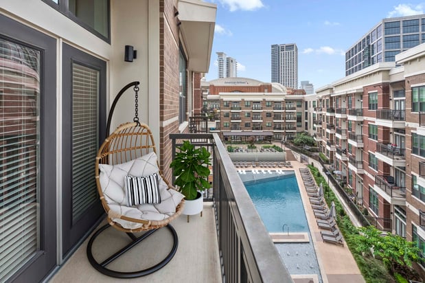 Images Camden Victory Park Apartments