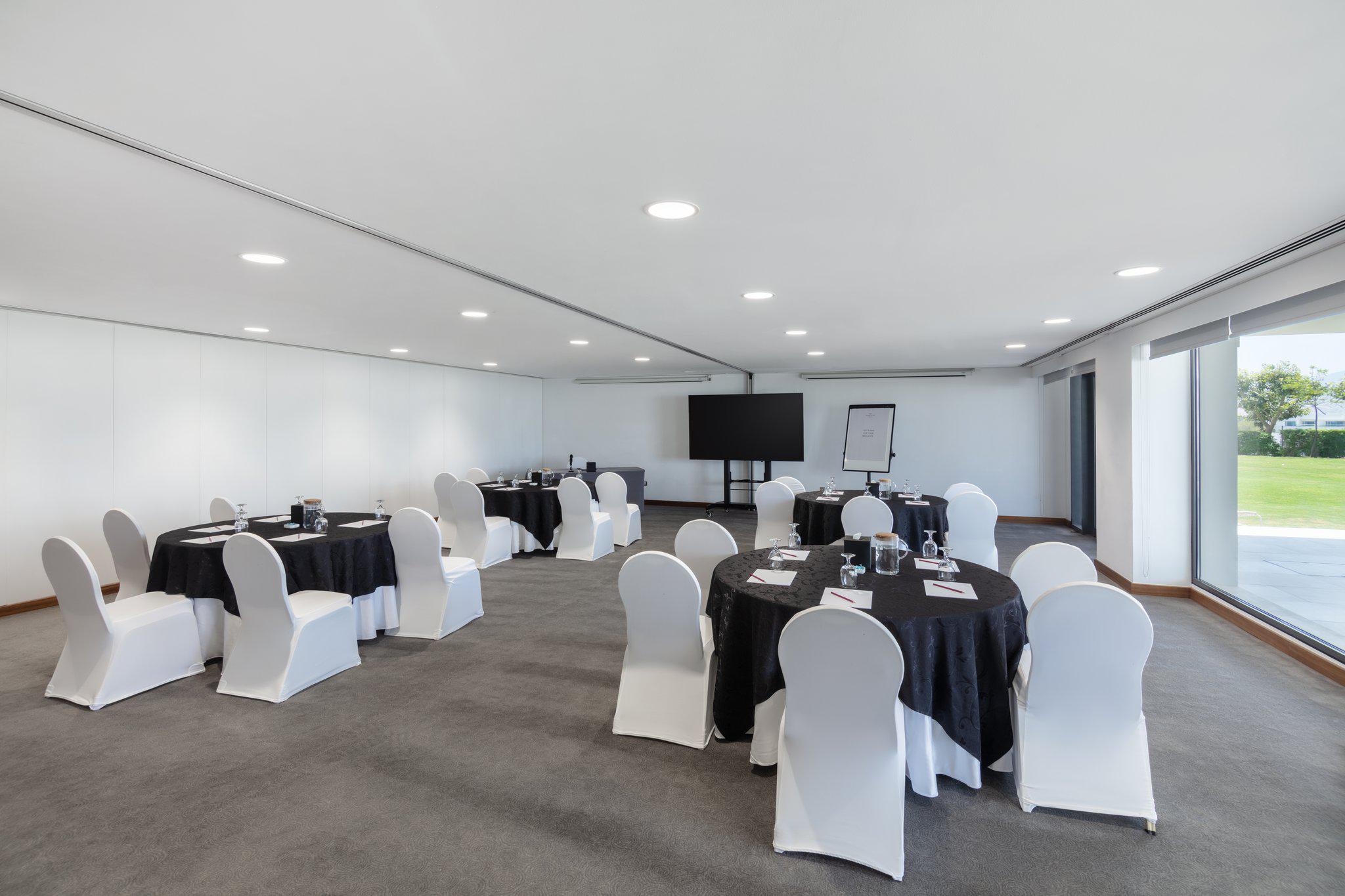 Crowne Plaza Muscat by IHG