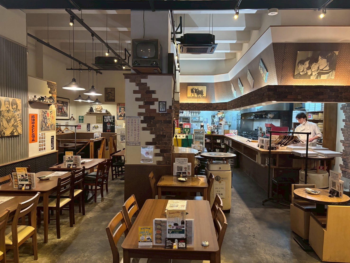 Images 堺筋本町給油所 一号店